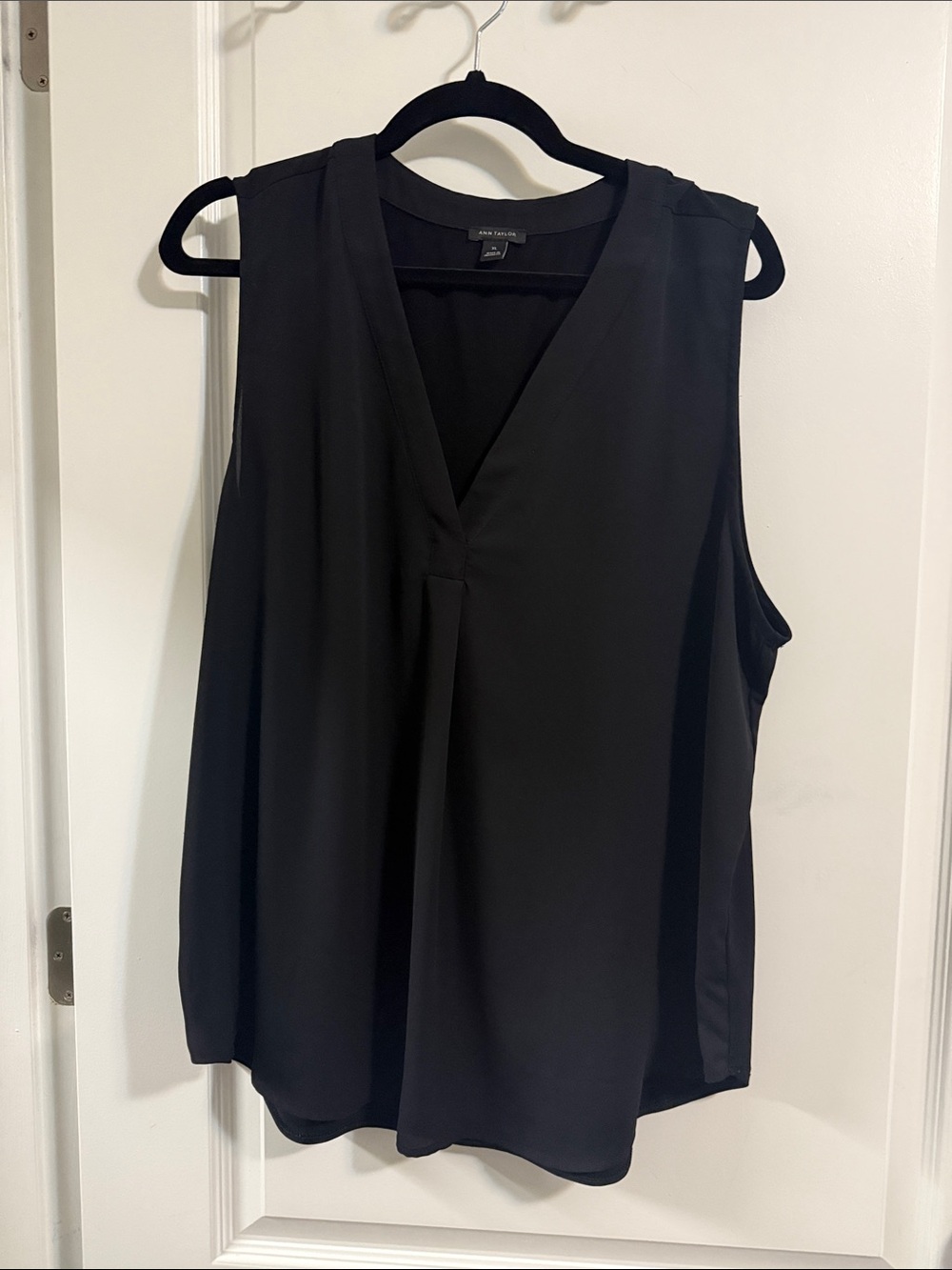 Anne Klein Black V-Neck Pleated Sleeveless Camisole